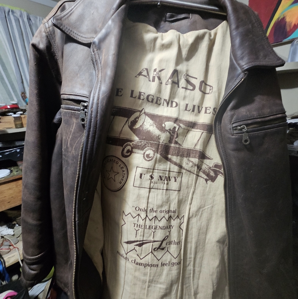 Men's Large vintage  Akaso  Brown Leather Bomber